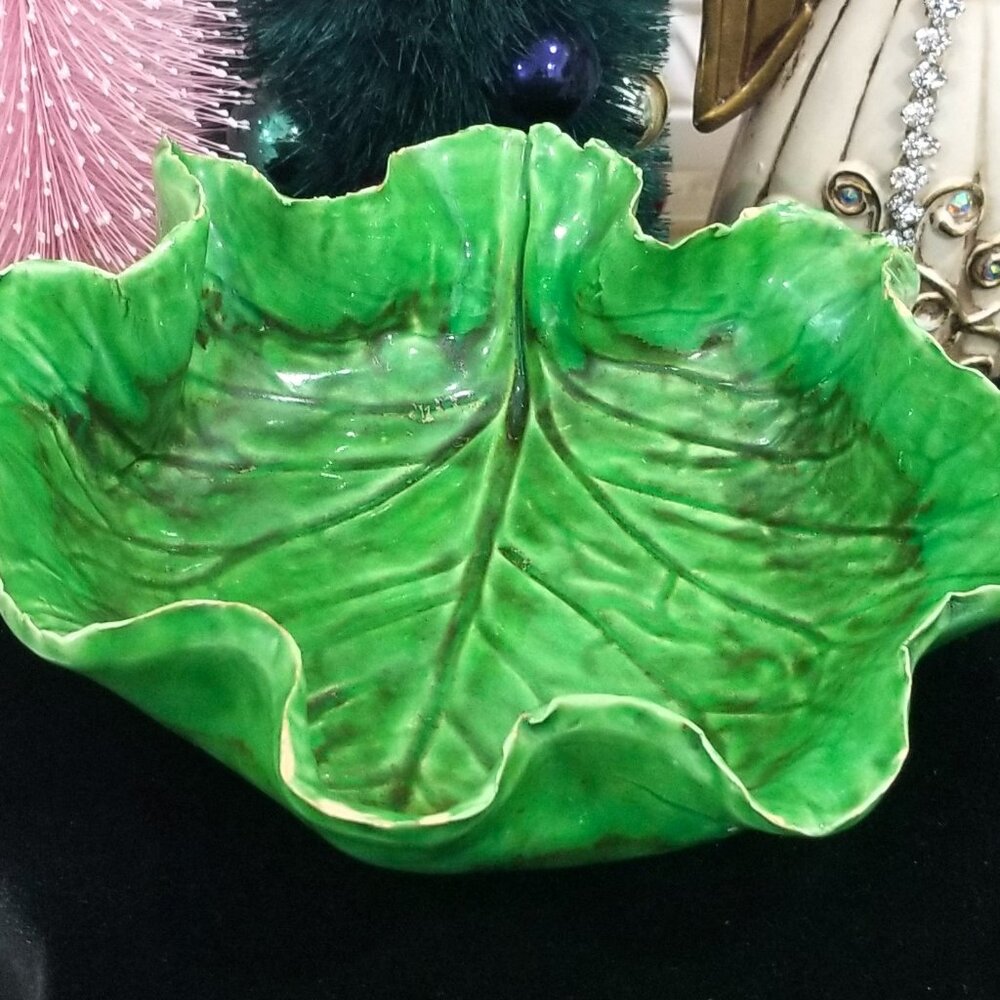 Antique Green Lettuceware Cabbage Leaf Majolica Bowl Paste Glaze Italy Napoli